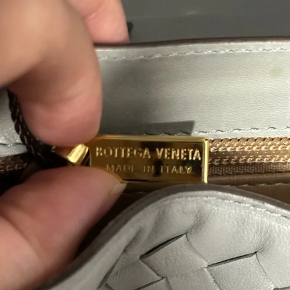 Bottega Veneta Light Sage Intrecciato Top Handle Crossbody Bag - Picture 12 of 16